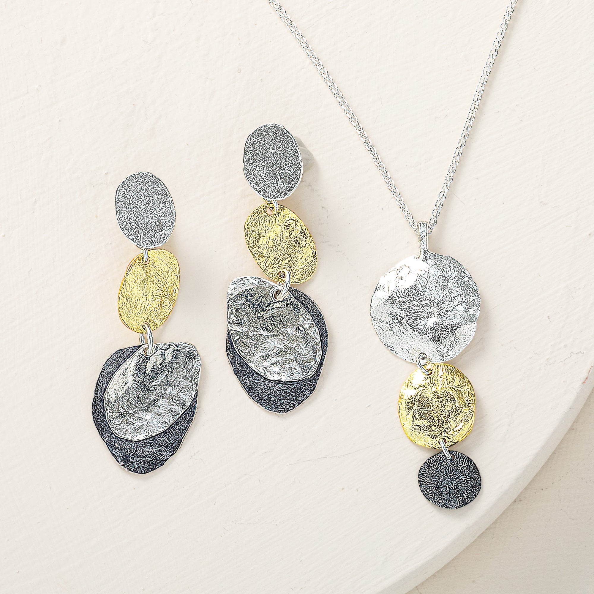 Tri-Color Textured Necklace
