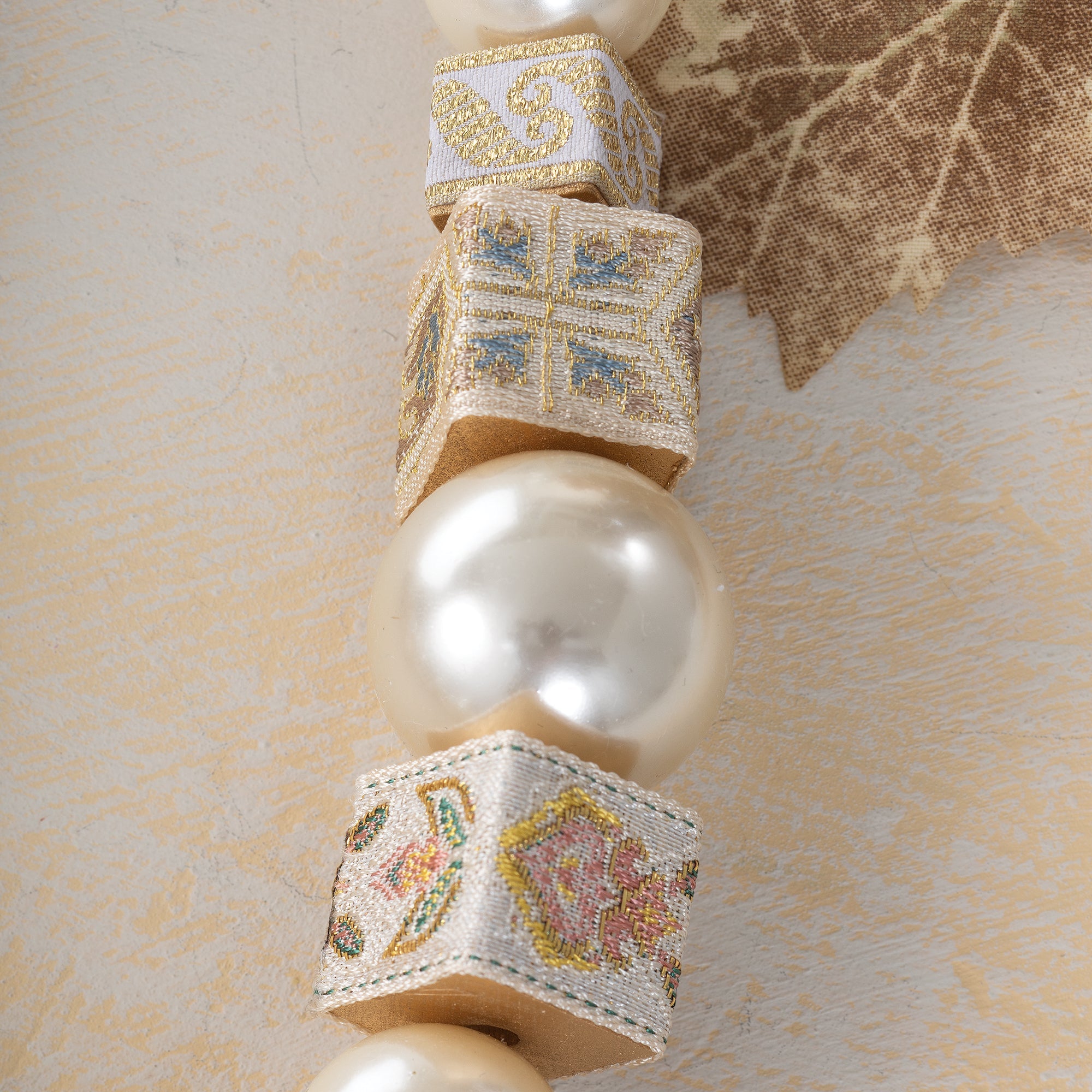 Vintage-Inspired Beaded Jacquard Necklace