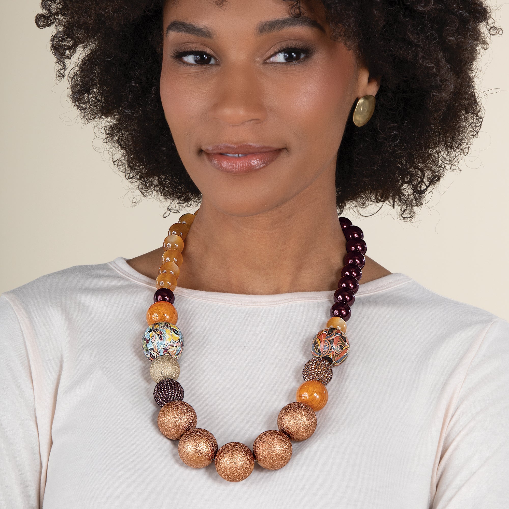 Vintage-Inspired Multicolored Jacquard Necklace