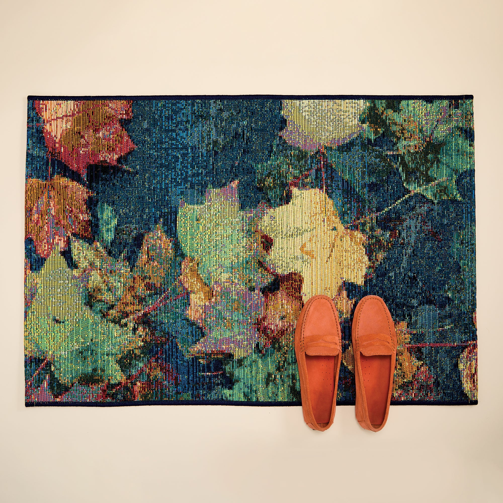 Falling Leaves Decorative Loomed Mat