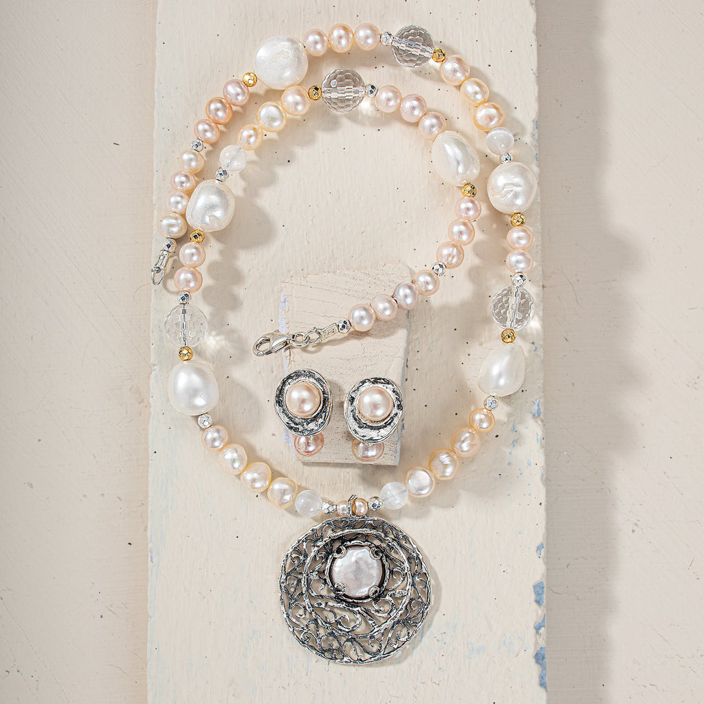 Royal Illusions Statement Necklace
