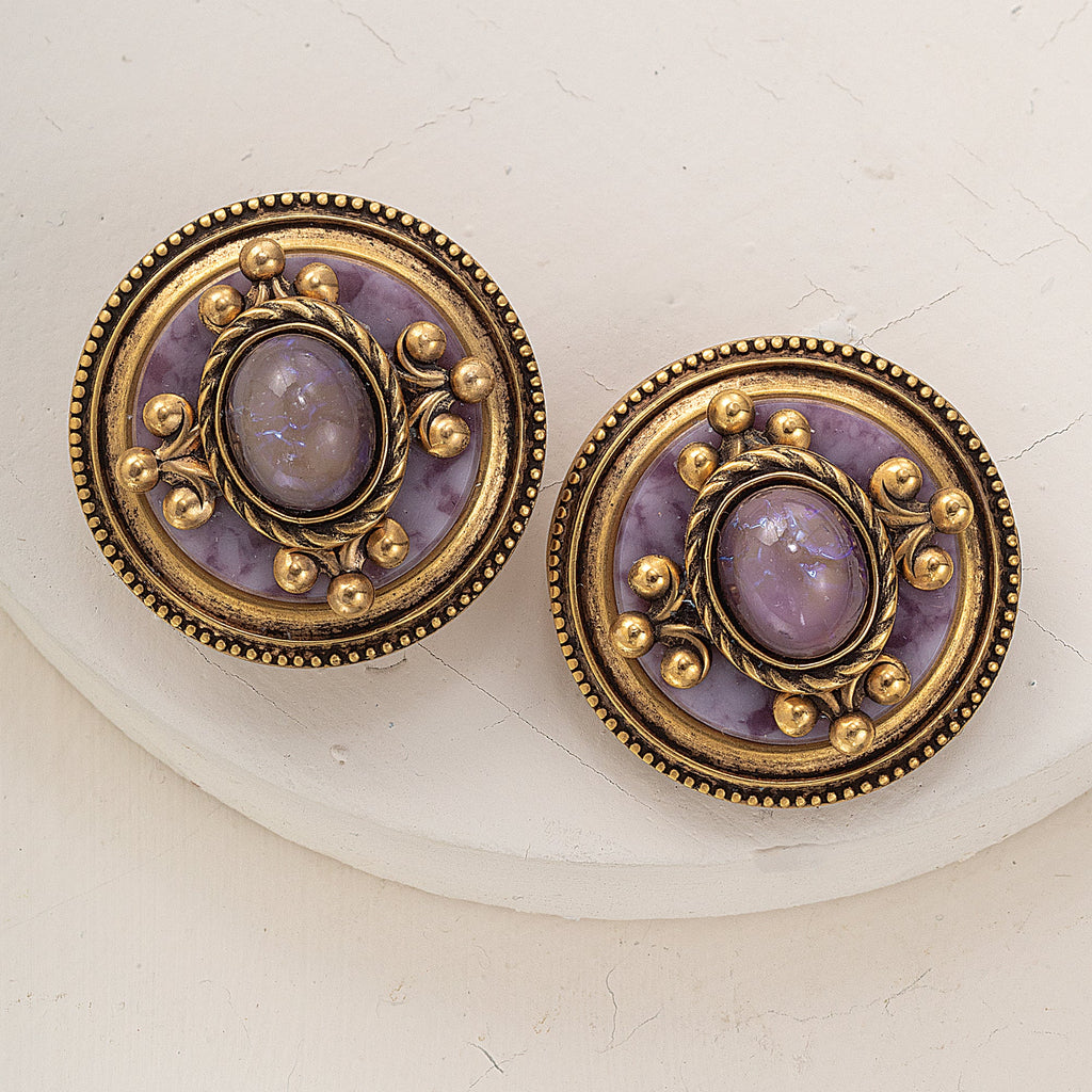 Vintage-Style Luxury in Lilac Clip-On Earrings