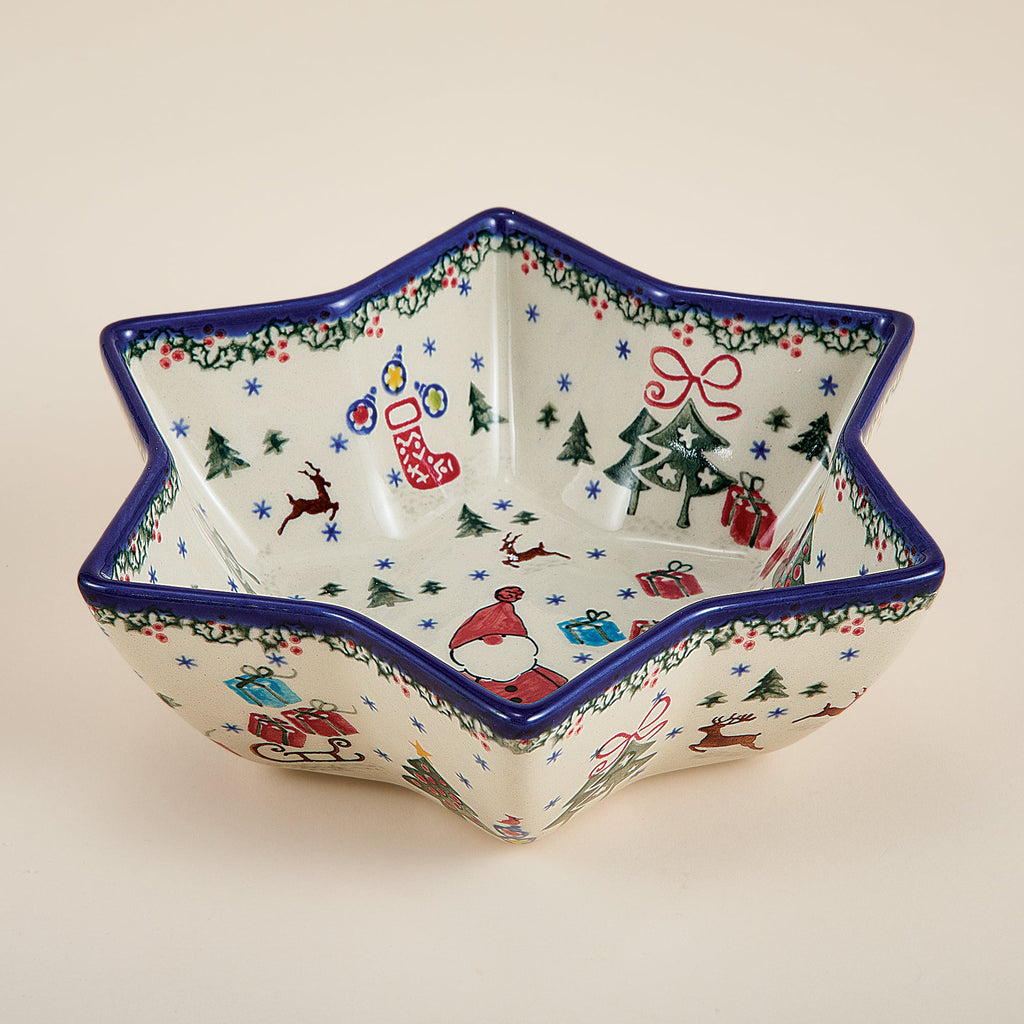 Polish Pottery Holly Jolly Star Bowl (Preorder)